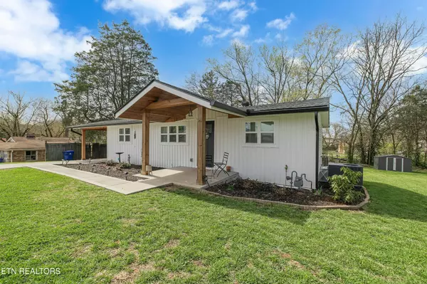 Clinton, TN 37716,326 S Fowler St