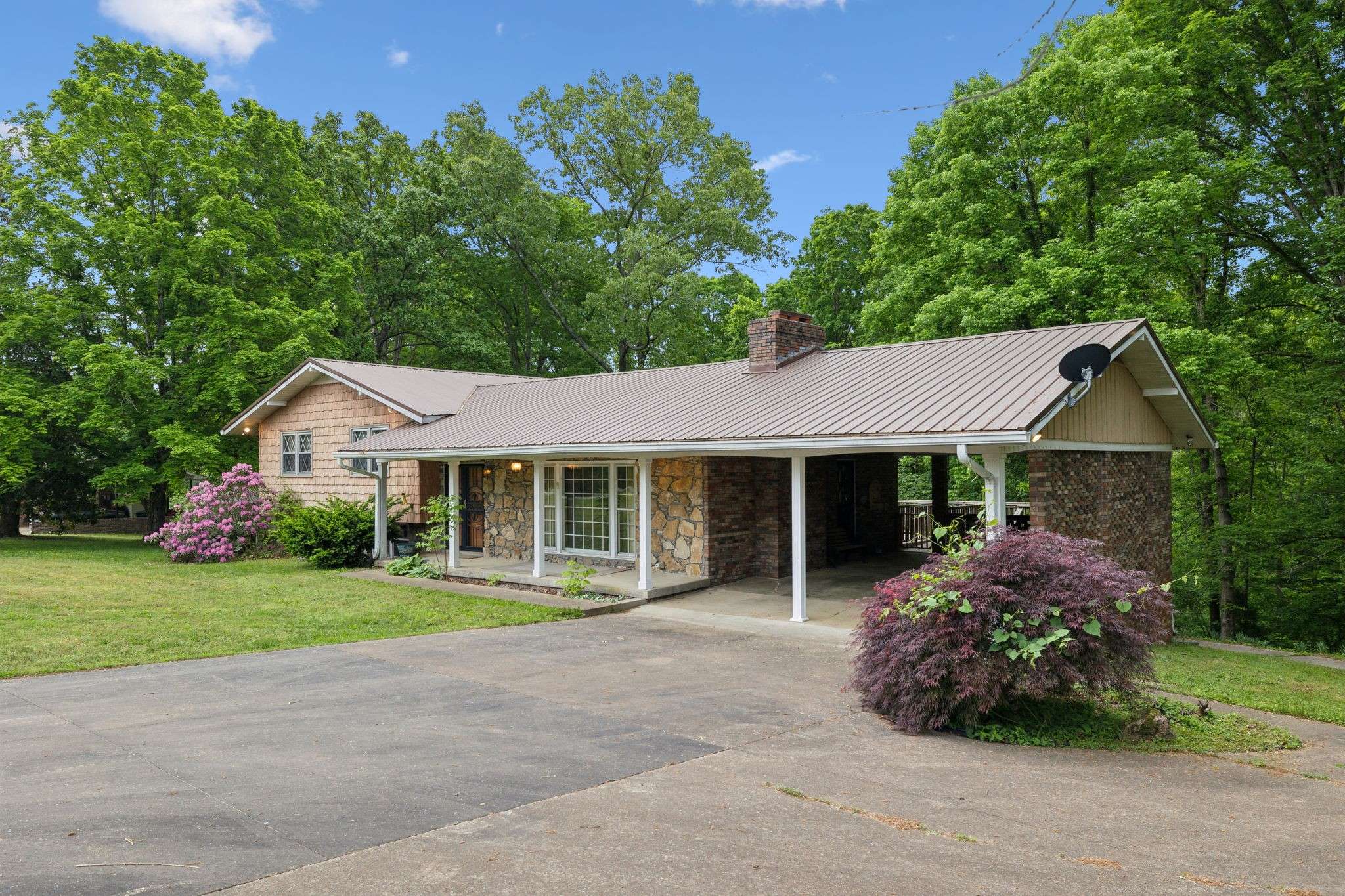 Centerville, TN 37033,614 Beech St