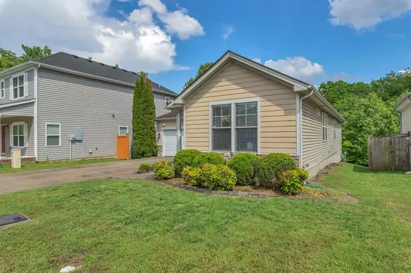 Antioch, TN 37013,1976 Wild Oaks Ct