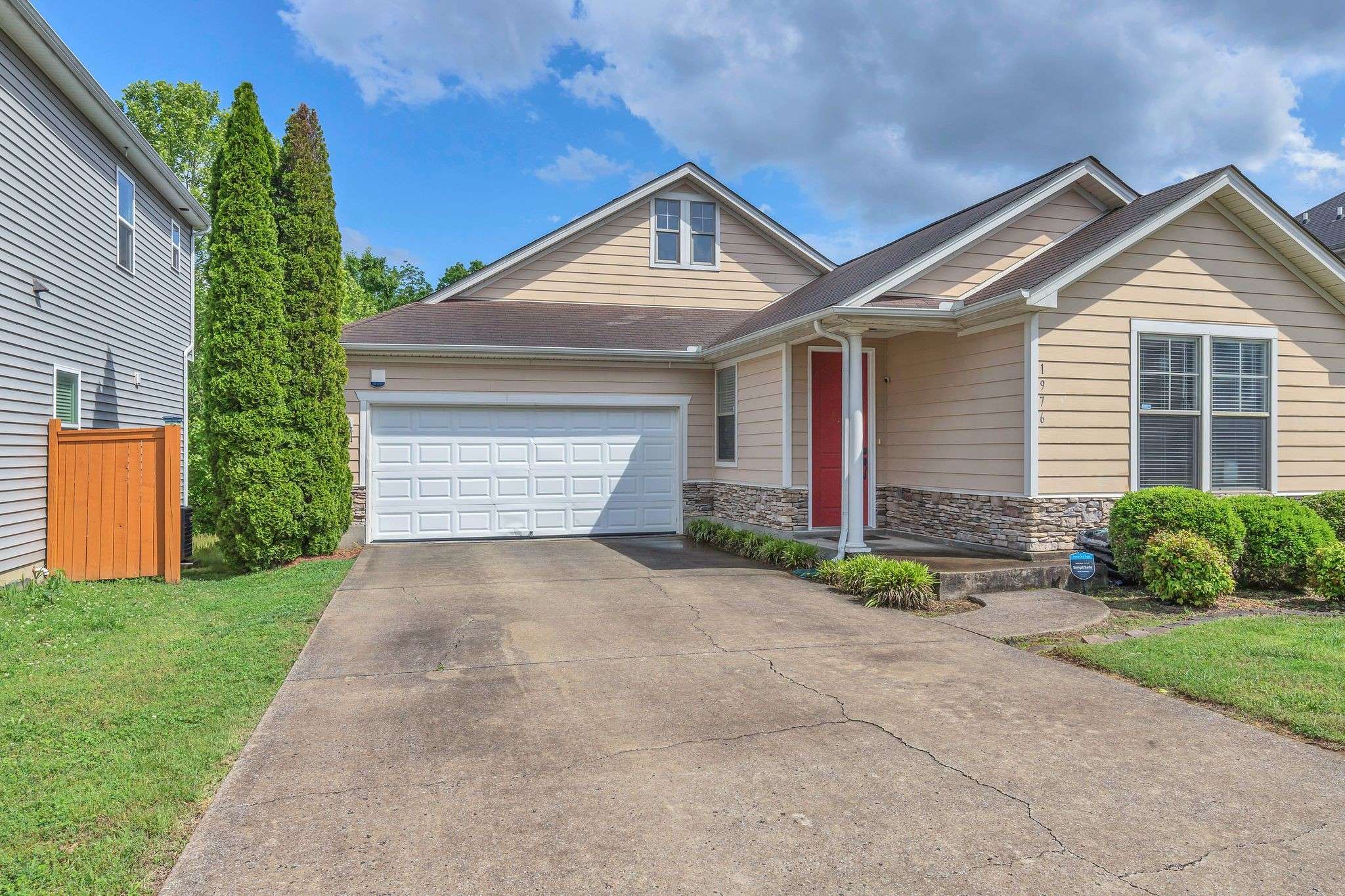 Antioch, TN 37013,1976 Wild Oaks Ct