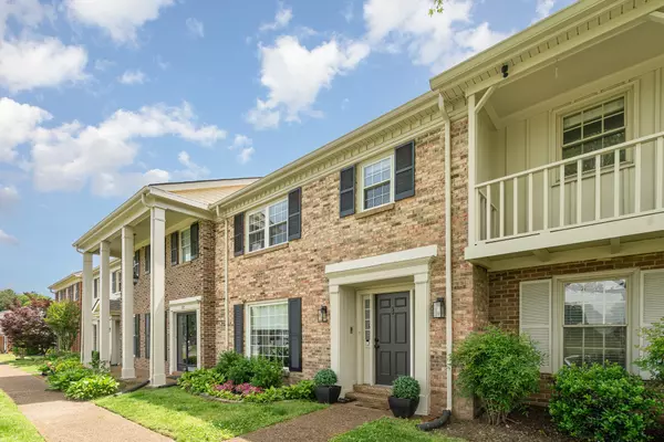 Nashville, TN 37221,8300 Sawyer Brown Rd #K306