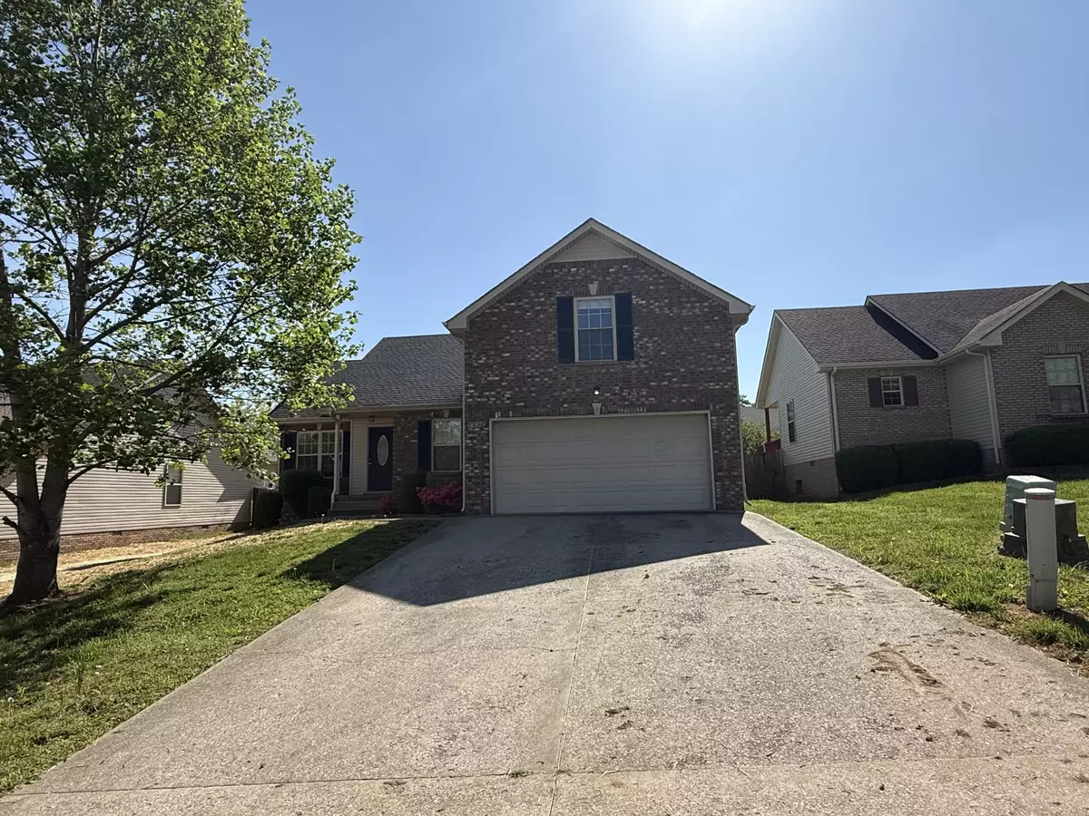 Clarksville, TN 37042,637 Deer Ridge Dr