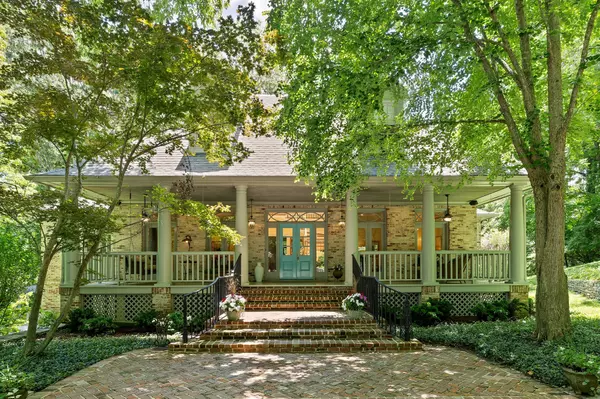 Nashville, TN 37215,2048 Timberwood Dr