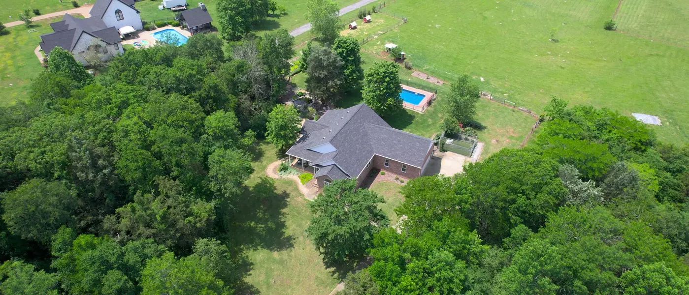 3741 Rockdale Fellowship Rd, Mount Juliet, TN 37122