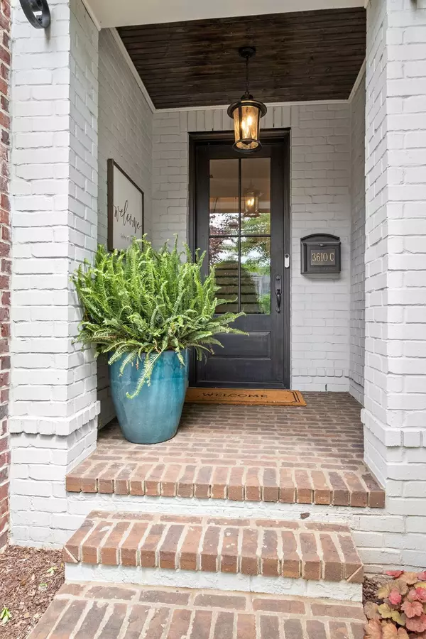 Nashville, TN 37205,3610C West End Ave