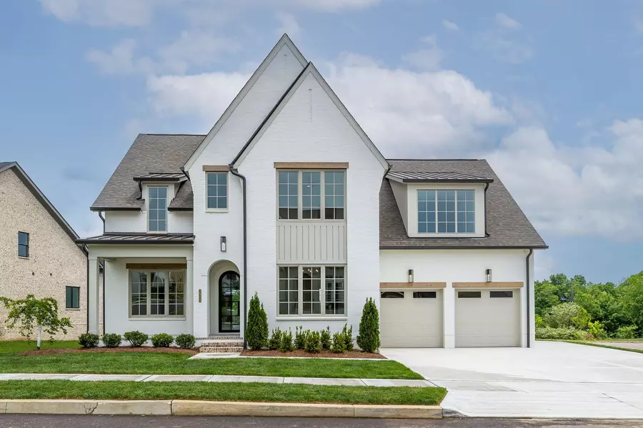 2908 Avenue Downs Dr, Thompsons Station, TN 37179