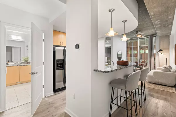 Nashville, TN 37219,415 Church St #1009