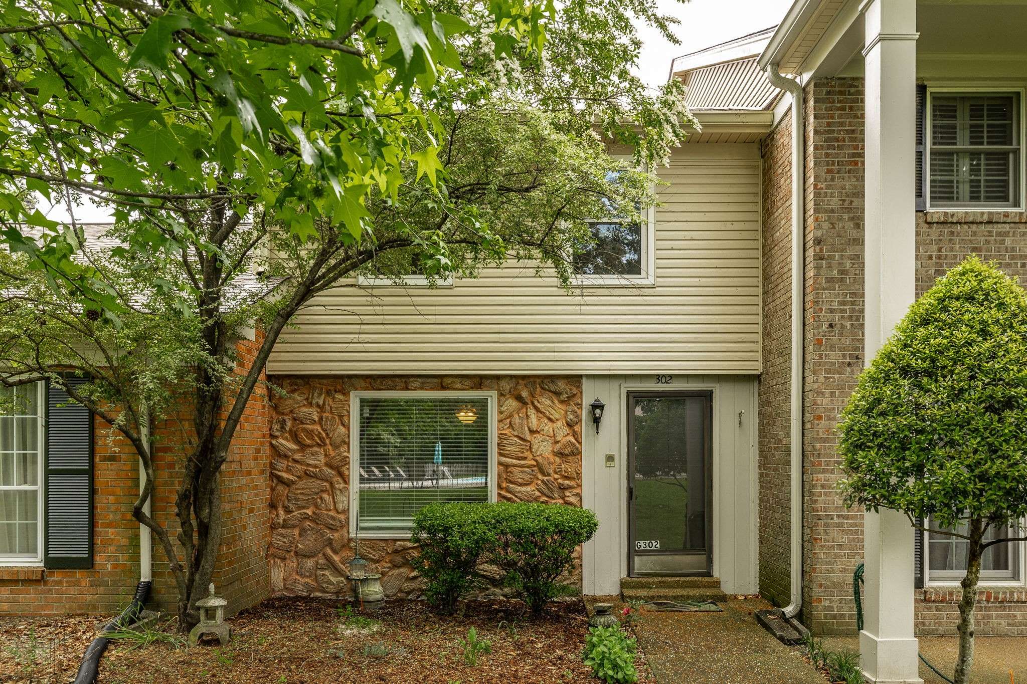 8300 Sawyer Brown Rd #G302, Nashville, TN 37221