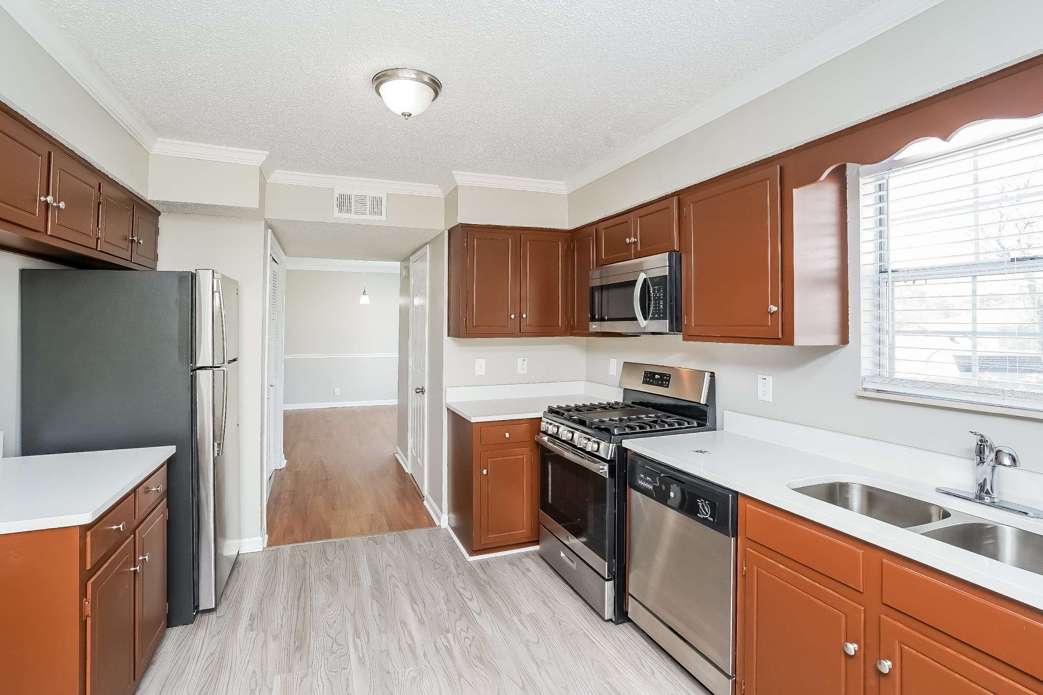 Antioch, TN 37013,904 Traceton Ct