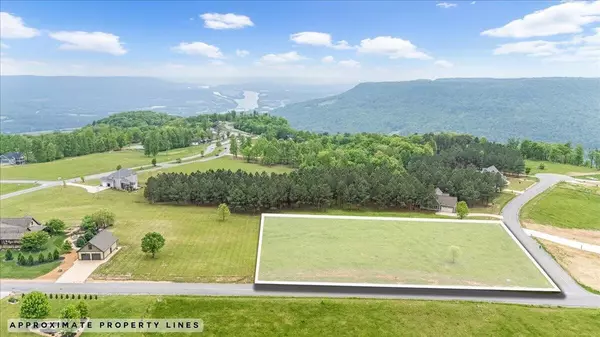 215 Deer Run Drive,  Jasper,  TN 37347