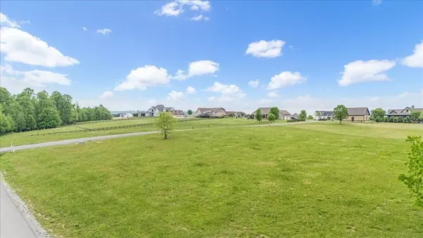 Jasper, TN 37347,215 Deer Run Drive