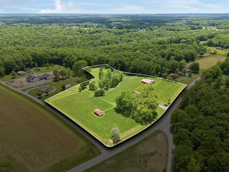 820 Jimtown Rd, Lafayette, TN 37083