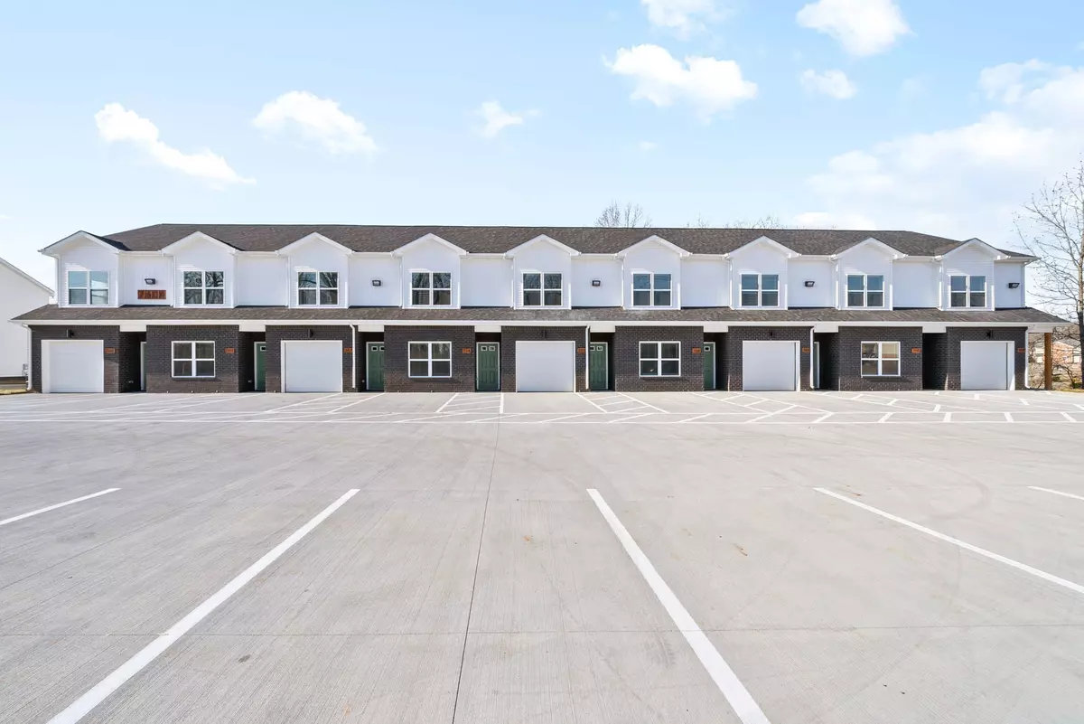 Clarksville, TN 37040,760 Tracy Lane #D-105