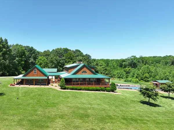 Leoma, TN 38468,375 Good Hope Rd