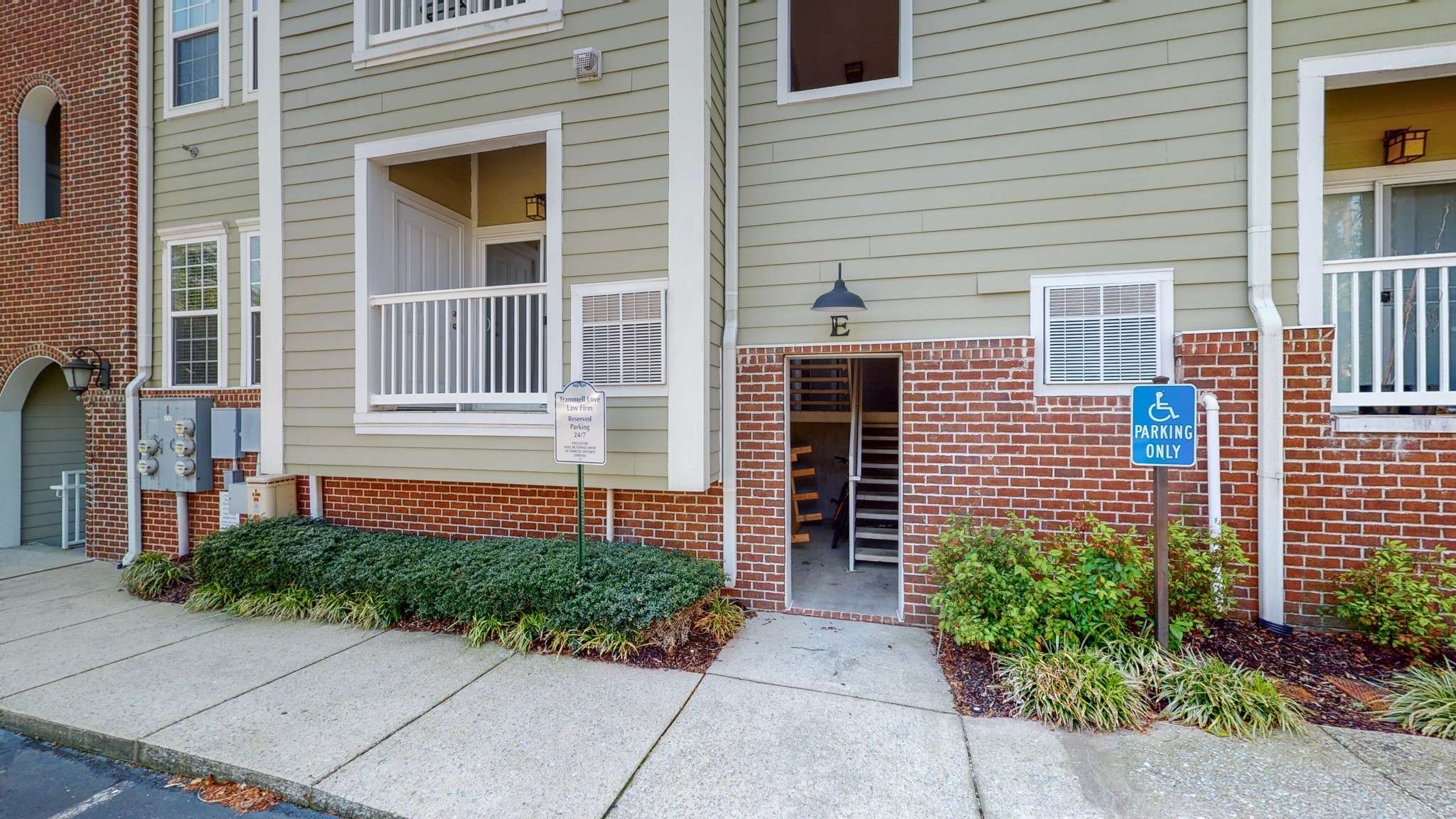 Nashville, TN 37211,7009 Lenox Village Dr #E204