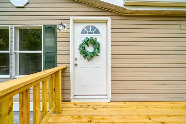 Cumberland City, TN 37050,1464 Herman Adams Rd