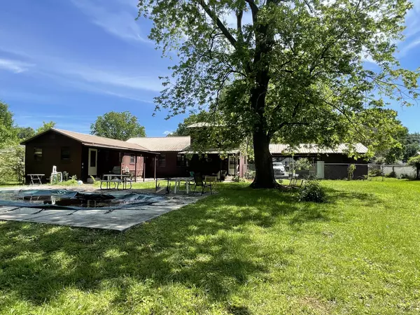 Tullahoma, TN 37388,211 Lee St