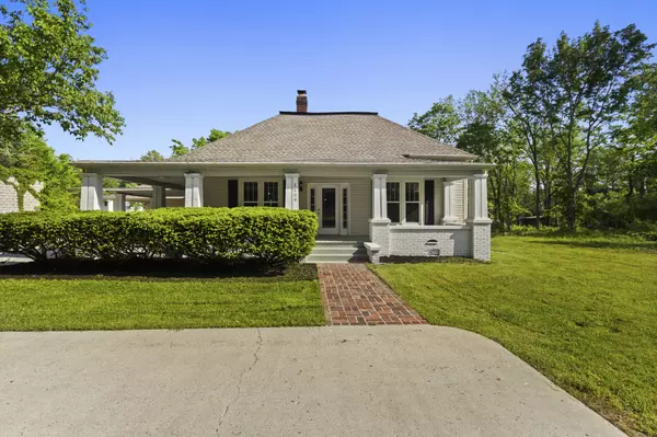 1405 W Lincoln St, Tullahoma, TN 37388