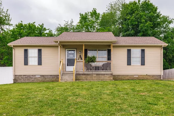 132 Greystone Dr,  Springfield,  TN 37172