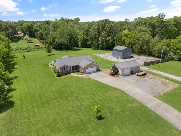 147 Old Post Rd, Mcminnville, TN 37110