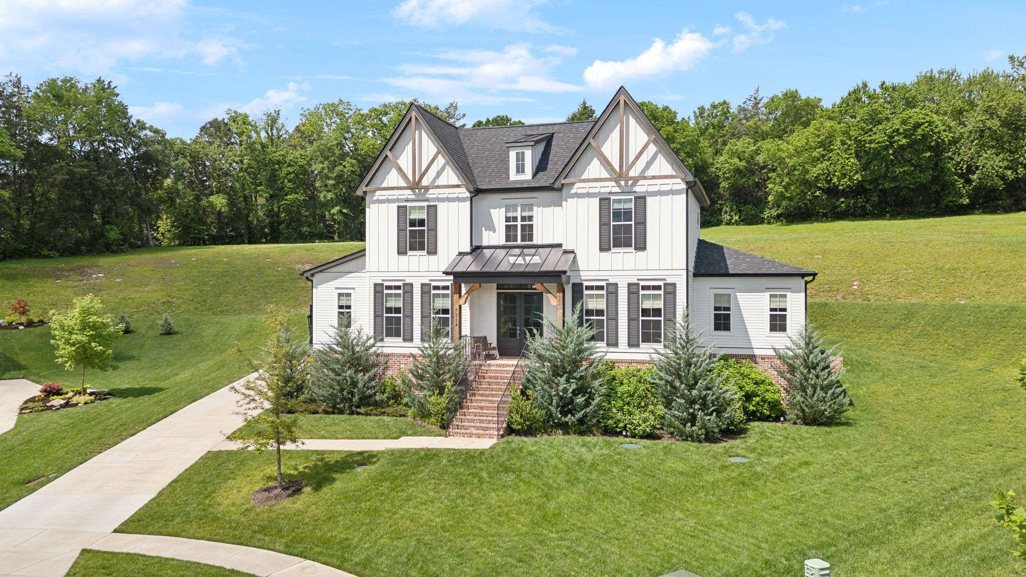 7214 Neills Branch Dr, College Grove, TN 37046