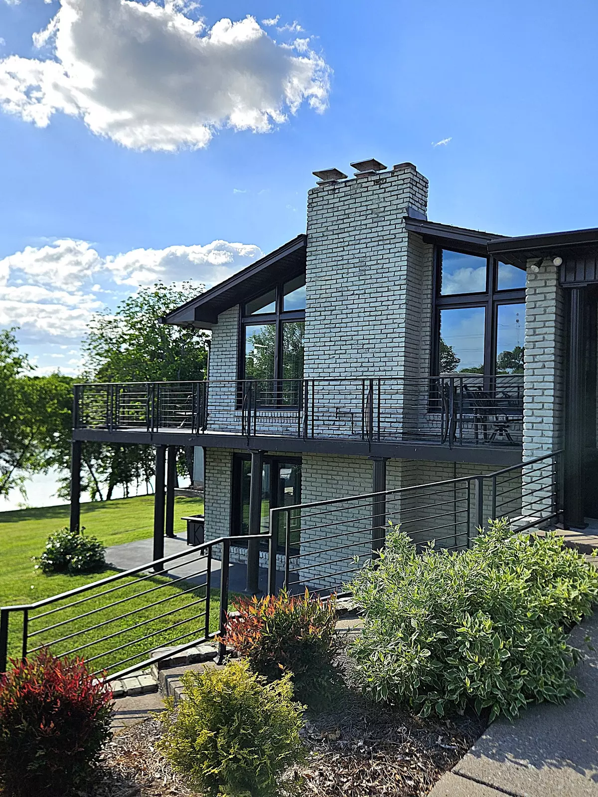 Gallatin, TN 37066,121 Lake Point Dr