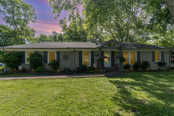 105 Trucord Dr, Hendersonville, TN 37075