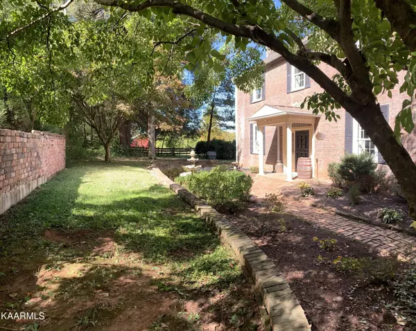 Philadelphia, TN 37846,6101 Sunnyside Rd