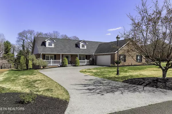 5624 Glenlyn Drive, Powell, TN 37849