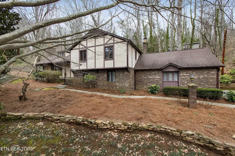 3217 Montlake Drive, Knoxville, TN 37920