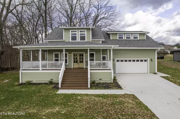 5067 N Wildwood Rd,  Maryville,  TN 37804