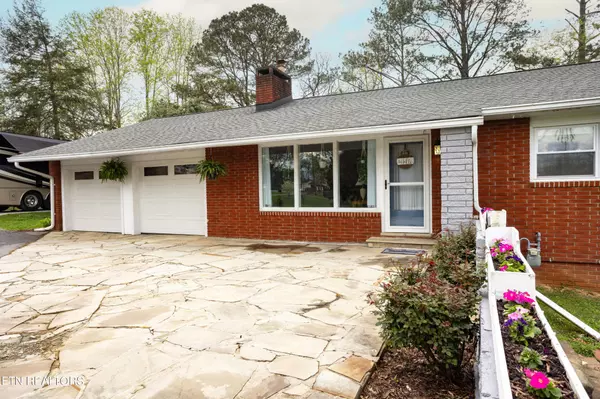 Sevierville, TN 37862,209 N Riverview Circle