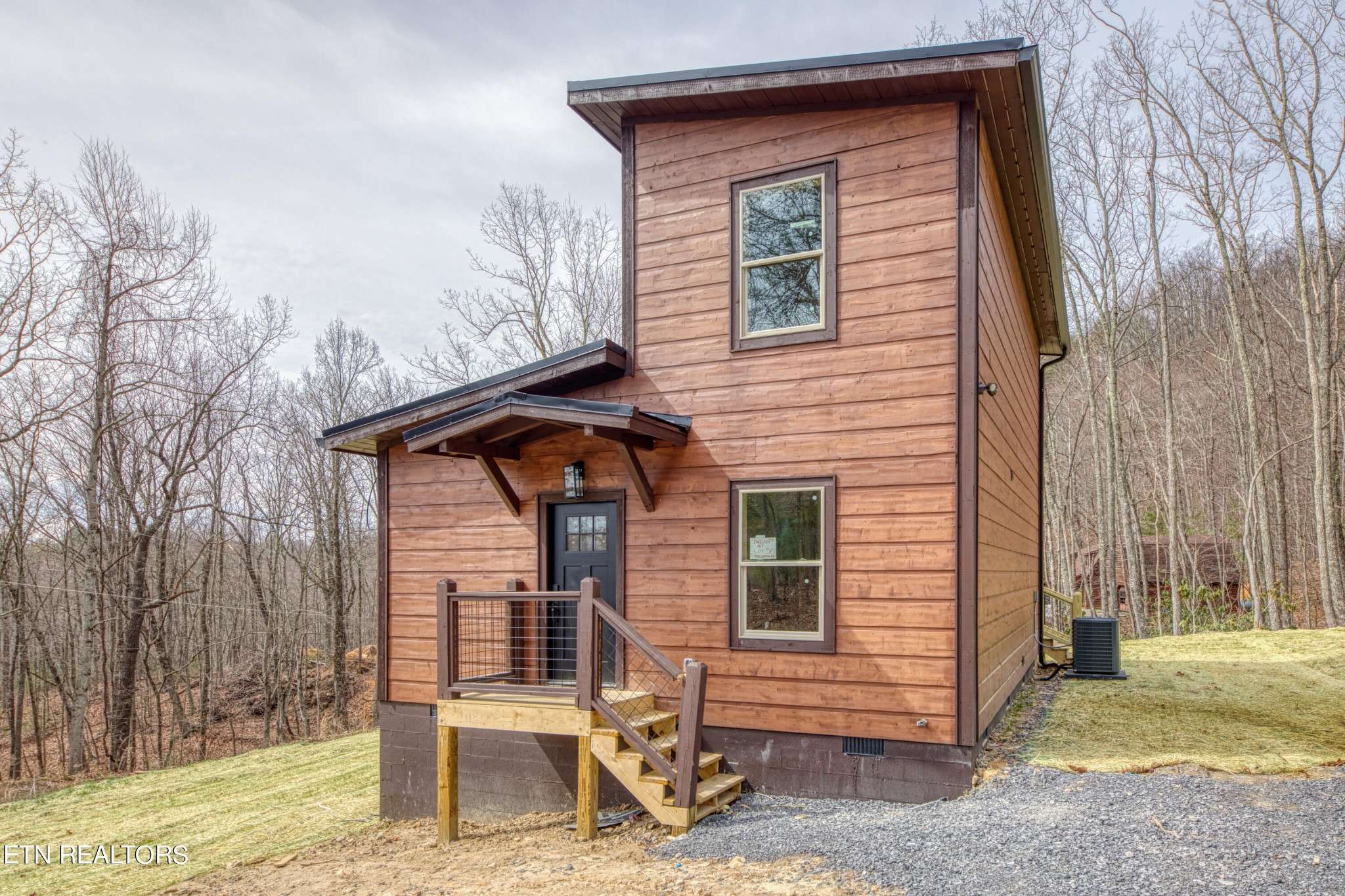 949 Green Bay Drive, Sevierville, TN 37876