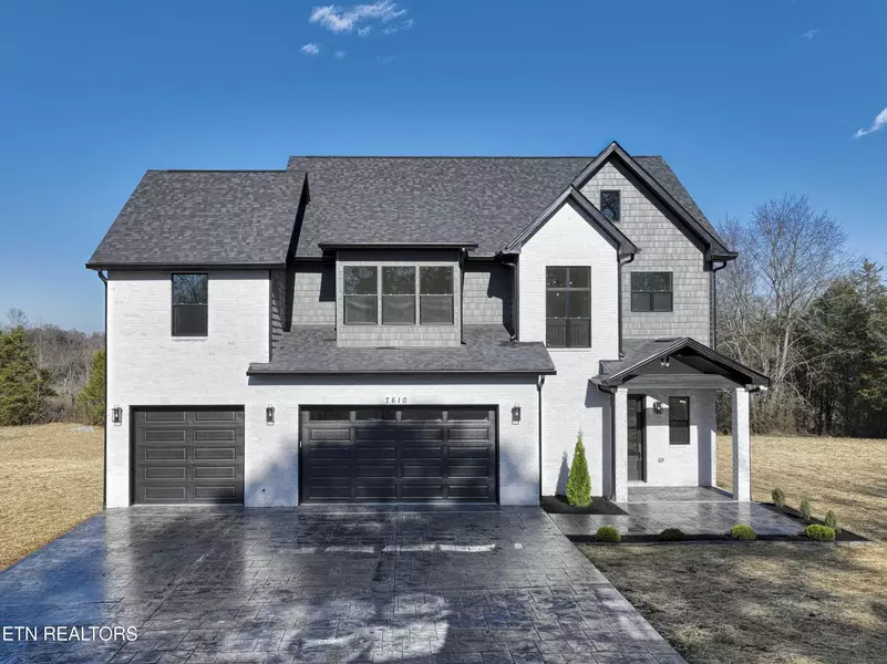 7610 Washington Pike, Corryton, TN 37721