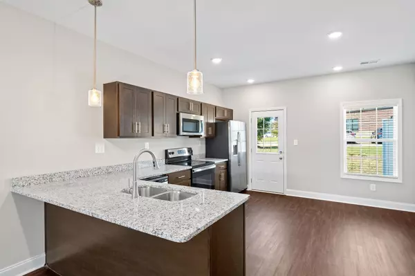 Clarksville, TN 37040,841 Professional Park Drive #606