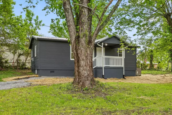 Tracy City, TN 37387,97 Baker Street