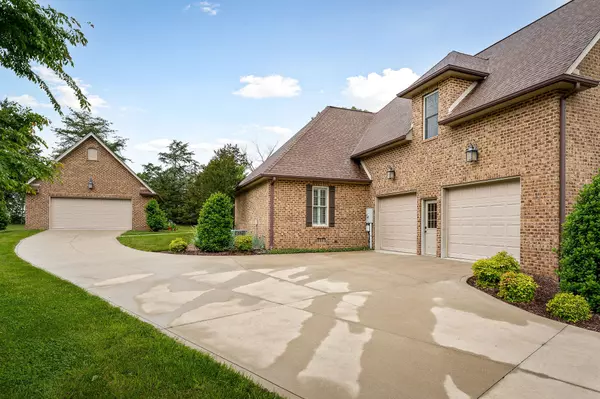 Cookeville, TN 38506,4455 Bear Lake Rd