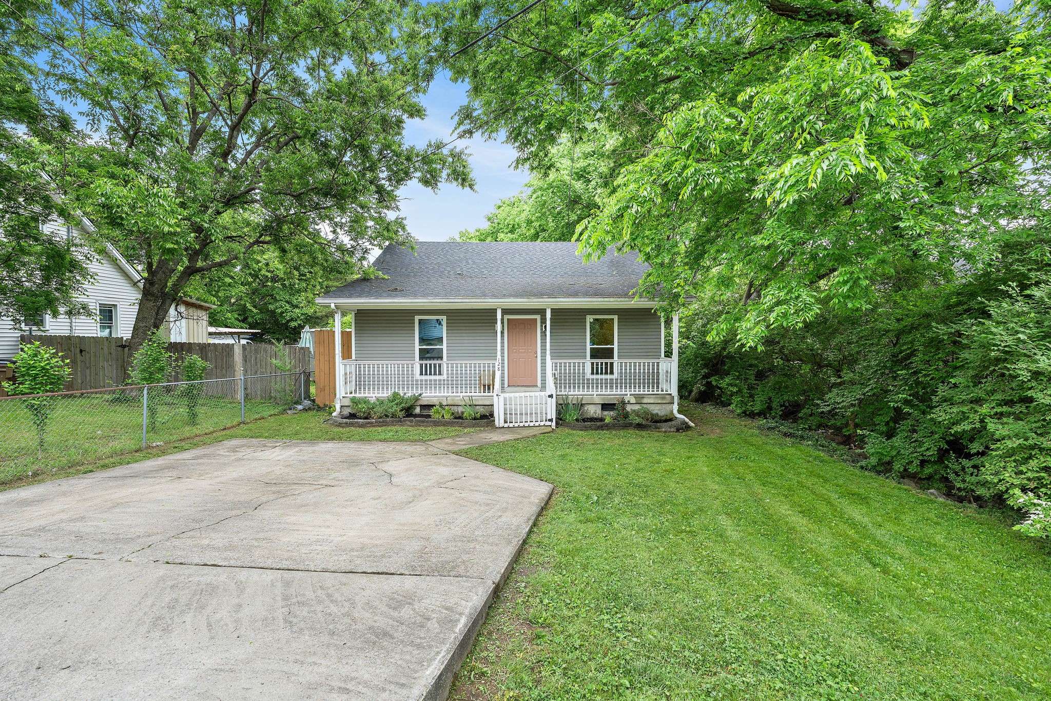 Madison, TN 37115,128 McArthur Dr