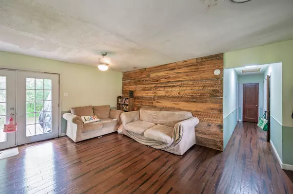 Cedar Grove, TN 38321,5300 Mount Gilead Rd