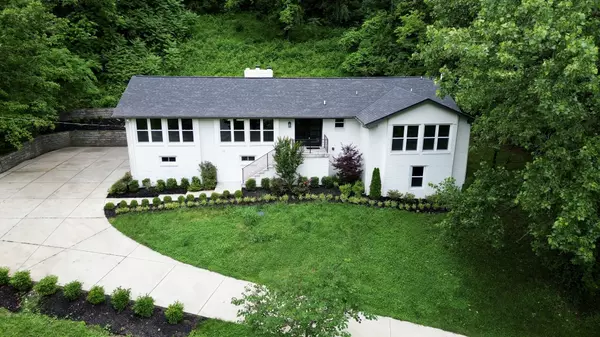 Brentwood, TN 37027,2711 Hillsboro Rd