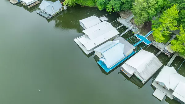 Parsons, TN 38363,115 Waller Ln