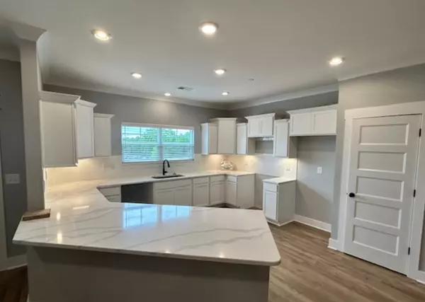 Mount Juliet, TN 37122,302 Lynwood Station Blvd