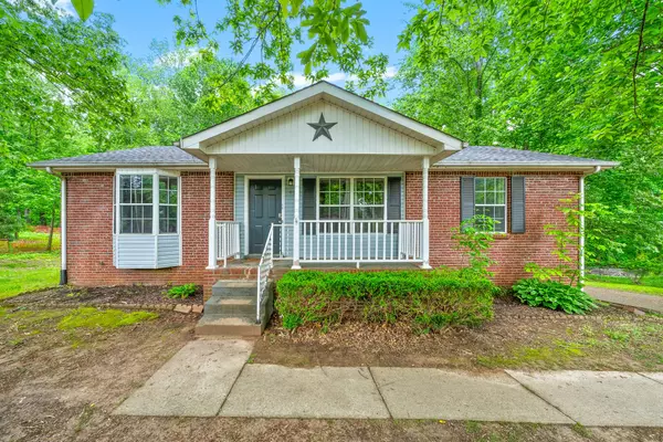 938 Merritt Lewis Ln,  Clarksville,  TN 37042