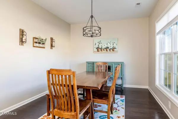 Maryville, TN 37801,913 Brookwood Lane