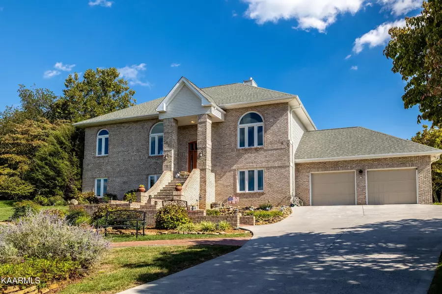 212 Kiowa Point, Loudon, TN 37774