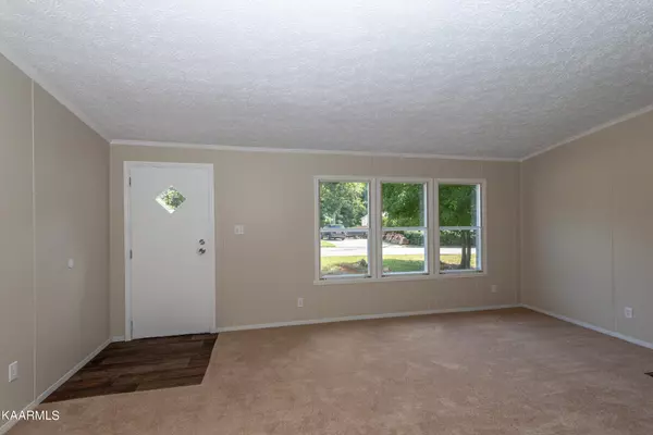 Clinton, TN 37716,137 Cutter Lane