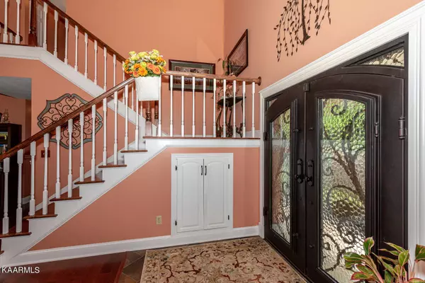 Vonore, TN 37885,187 Bat Creek Shores Lane