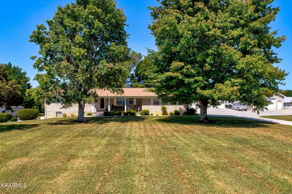 Maryville, TN 37804,3811 Sevierville Rd