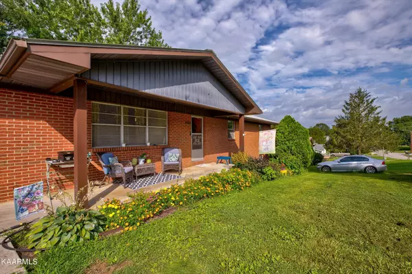 Maryville, TN 37804,1129 Genesis St