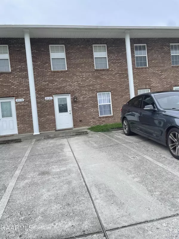 2417 Hallerins Court, Maryville, TN 37801